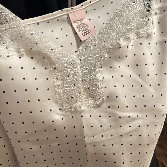 XL Victoria Secret  Lace Cami - Picture 3 of 3